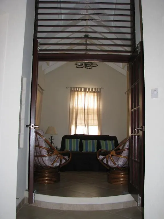 קרייסט צ'רץ' Apartments In Maya'S Bajan Villas
